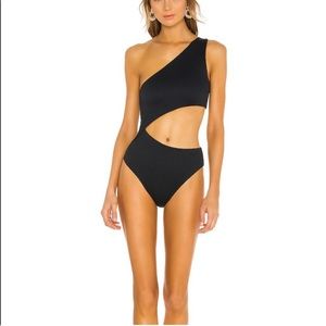 Beach Riot Celine One Piece Black M